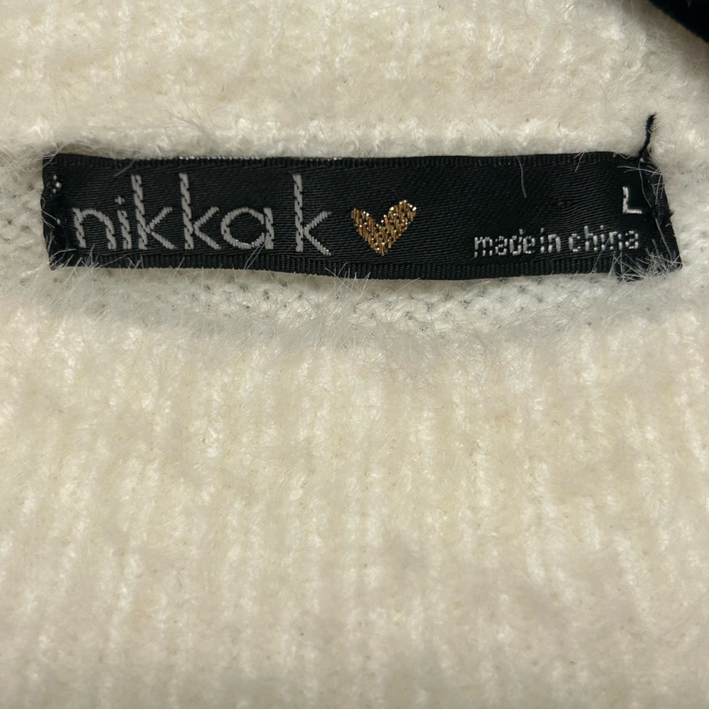 Chic nikkak Cream Women's Crew Neck Sweater - Picture 9 of 12